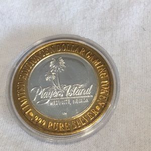 Players Island 999. Pure silver Limited Edition $10.00 Gaming token Mesquite Nev